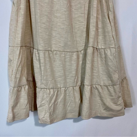 Women’s Crewneck Tiered Ruffle Back Tie Tank Tan Size Small NWOT - Picture 3 of 7